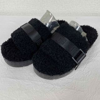 アグ(UGG)の新品 UGG Fluffita アグ　サンダル　厚底　スリッパー(サンダル)