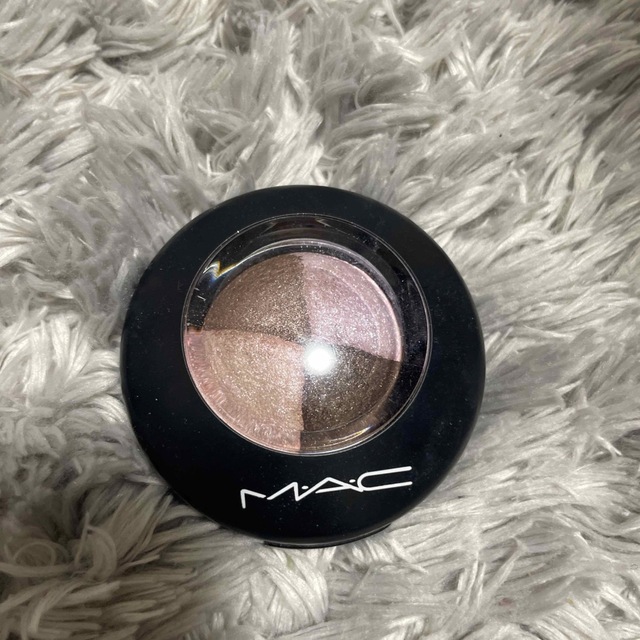 MAC(マック)のMAC ミネラライズ アイシャドウ ピンク　センシビリティーズ コスメ/美容のベースメイク/化粧品(アイシャドウ)の商品写真