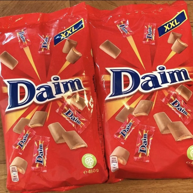 IKEA(イケア)のIKEA  Daim  ダイム  チョコレート　2袋 食品/飲料/酒の食品(菓子/デザート)の商品写真