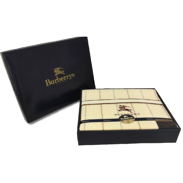 BURBERRY(バーバリー)の決算セール【新品未使用】Burberry バーバリー タオルケット ② キッズ/ベビー/マタニティの寝具/家具(タオルケット)の商品写真