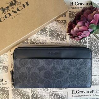 コーチ(COACH)の【新品未使用】COACH シグネチャーロゴ 長財布 黒 ラウンドジップ コーチ(財布)