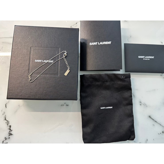 SAINT LAURENT サンローラン ロゴ ブレスレット シルバーカラー