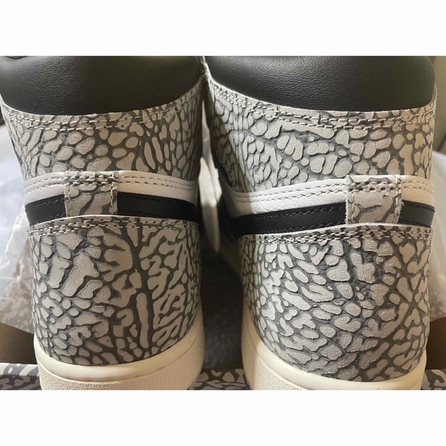 NIKE(ナイキ)のNike Air Jordan 1 High OG White Cement  メンズの靴/シューズ(スニーカー)の商品写真