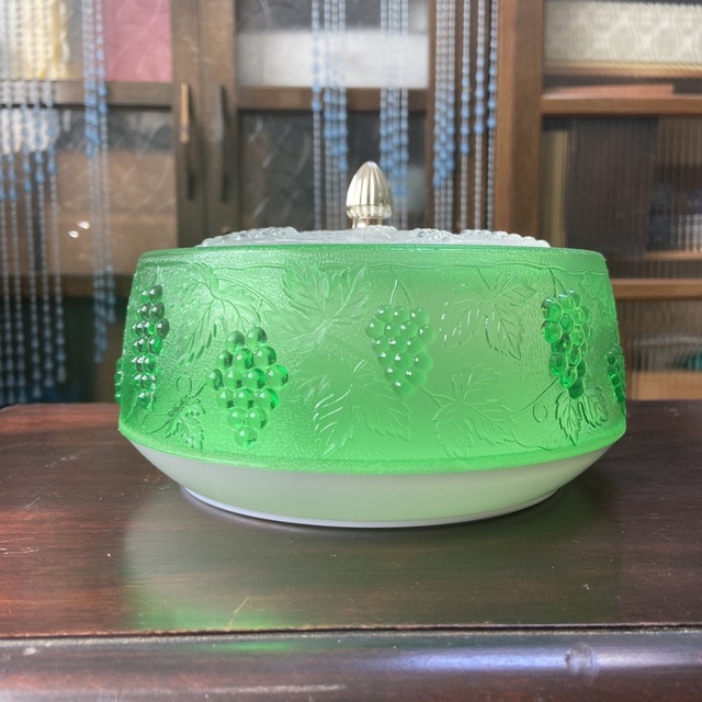 昭和レトロ 小物入れ 葡萄柄 レトロポップの通販 by A's-vintage 昭和レトロ 小物入れ 葡萄柄 レトロポップの通販 by A's-vintage