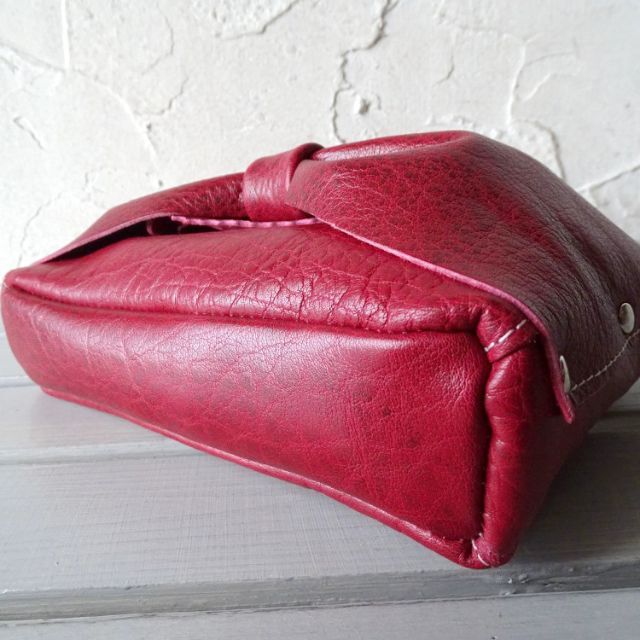リボン型 クラッチ 柔らかい 本革 オリジナル ミニバッグ ハンドメイド3103 レディースのバッグ(クラッチバッグ)の商品写真