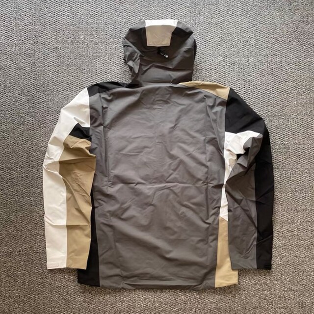 新品 ARC'TERYX × BEAMS 別注 BETA JACKET \半額SALE/ biocheck.cl