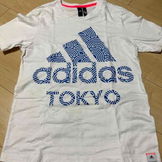 アディダス(adidas)のadidasTシャツ(Tシャツ/カットソー(半袖/袖なし))