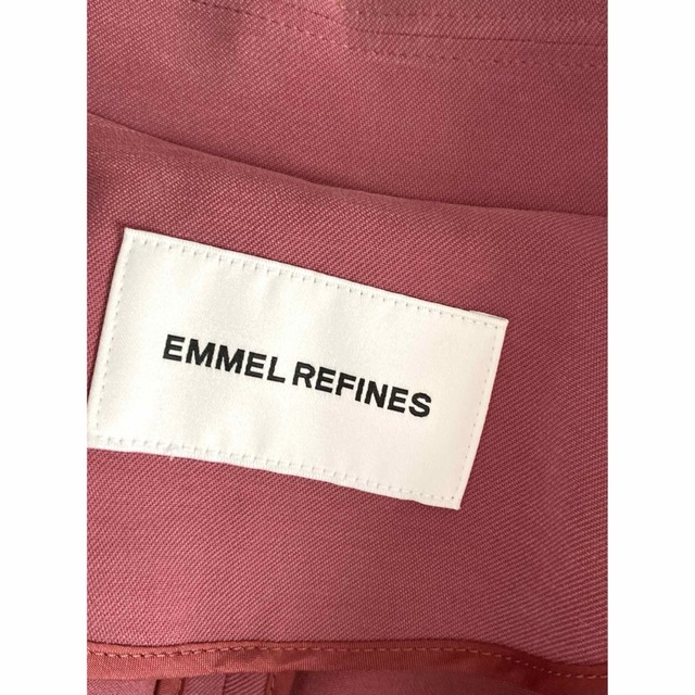 EMMEL REFINES(エメルリファインズ)の新品 EMMEL REFINES フレアロング テロンチ トレンチコート レディースのジャケット/アウター(トレンチコート)の商品写真