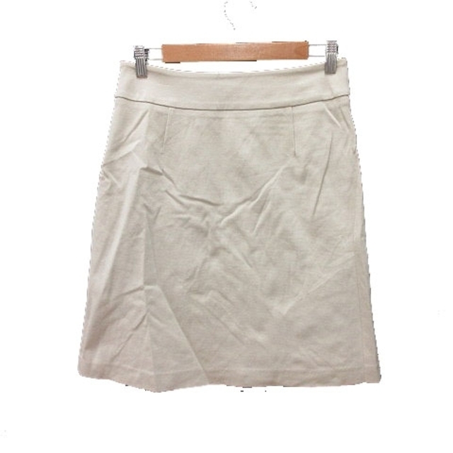 NATURAL BEAUTY BASIC(ナチュラルビューティーベーシック)のナチュラルビューティーベーシック 台形スカート ひざ丈 L 白 オフホワイト レディースのスカート(ひざ丈スカート)の商品写真