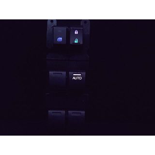 大特価価格 - K様専用 インパネスイッチ3点 パワーウインドウスイッチ4