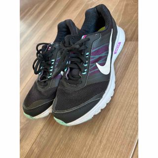 ナイキ(NIKE)のNIKE スニーカー　23.5(スニーカー)