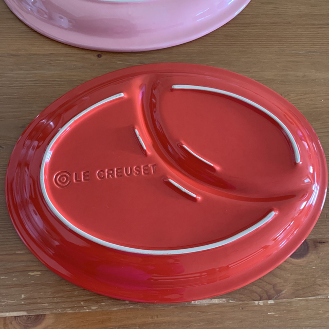 LE CREUSET(ルクルーゼ)のル・クルーゼのお皿2枚 インテリア/住まい/日用品のキッチン/食器(食器)の商品写真