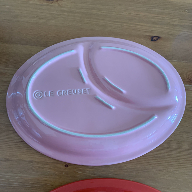 LE CREUSET(ルクルーゼ)のル・クルーゼのお皿2枚 インテリア/住まい/日用品のキッチン/食器(食器)の商品写真
