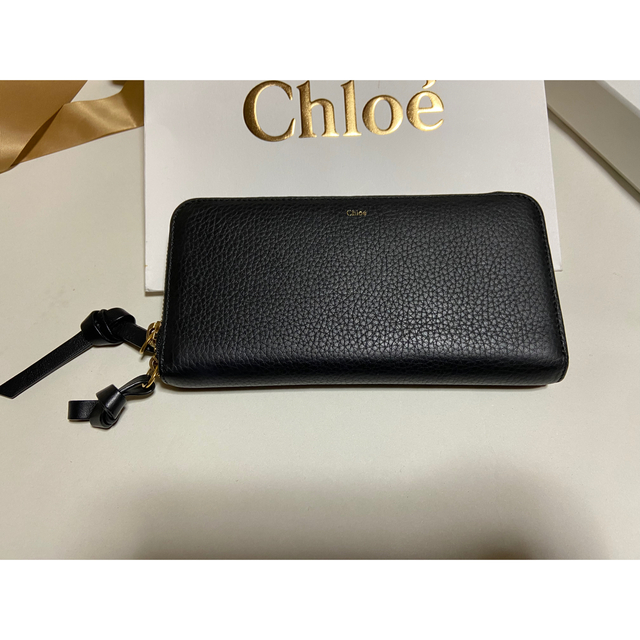 新品未使用！　クロエ　Chloe 長財布　ブラック　ラウンドファスナー　チャーム