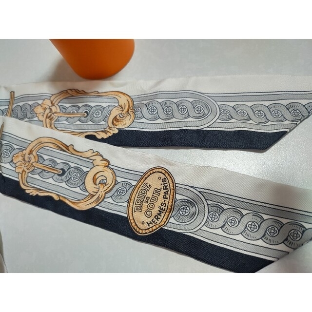 送料無料について 1番人気柄♡エルメス♡HERMES ツイリー ブリッド