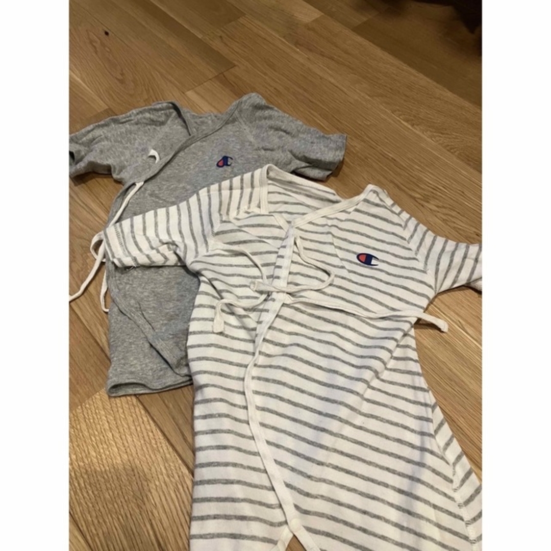 Champion(チャンピオン)のロンパース4枚セット キッズ/ベビー/マタニティのベビー服(~85cm)(ロンパース)の商品写真