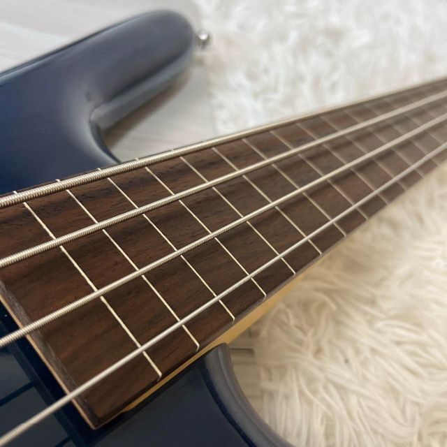 【4685】 フレットレス Warwick Rock Bass corvette 楽器のベース(エレキベース)の商品写真