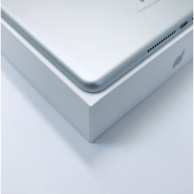 Apple iPad 第7世代 Wi-Fi 32GB【美品】 3