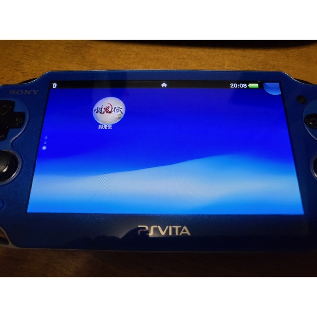 PlayStationVita　サファイアブルー　ケース　充電器　4GB　ソフト 2