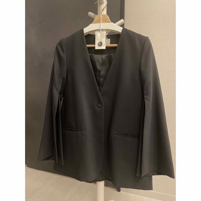 【louren】slit sleeve jacket 2022ss レディースのジャケット/アウター(ノーカラージャケット)の商品写真