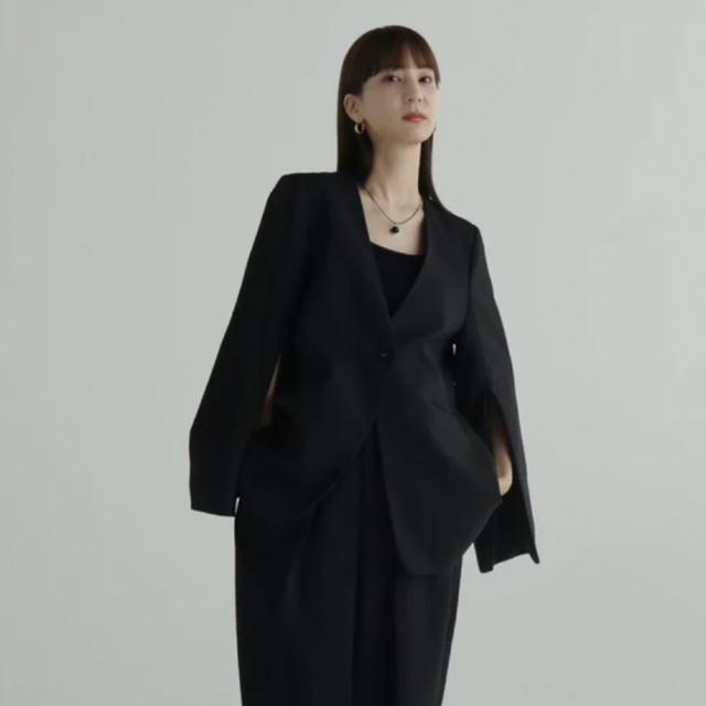 【louren】slit sleeve jacket 2022ss レディースのジャケット/アウター(ノーカラージャケット)の商品写真