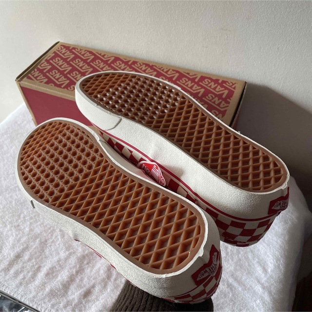 VANS(ヴァンズ)のVANS Era エラ Checkerboard バンズ  チェッカーボード　赤 メンズの靴/シューズ(スニーカー)の商品写真