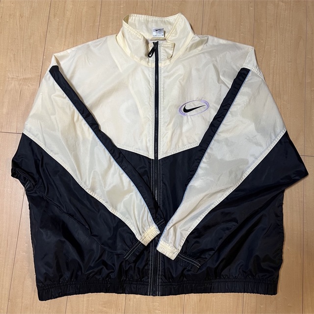 希少 NIKE ナイキ 銀タグ ナイロンジャケット 古着 90s  メンズのジャケット/アウター(ナイロンジャケット)の商品写真