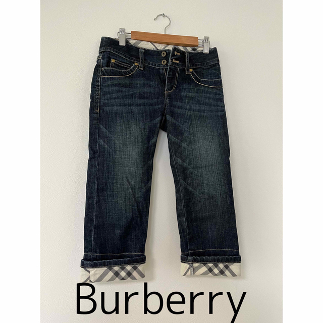 BURBERRY BLUE LABEL(バーバリーブルーレーベル)のBurberryジーンズ レディースのパンツ(デニム/ジーンズ)の商品写真