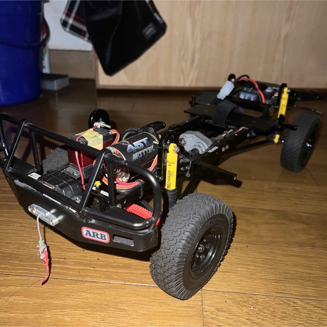 《RC4WD》ゲレンデ2  ディフェンダーD110 RTR エンタメ/ホビーのおもちゃ/ぬいぐるみ(ホビーラジコン)の商品写真