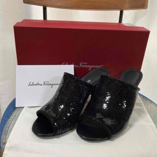 サルヴァトーレフェラガモ(Salvatore Ferragamo)のサルヴァトーレ フェラガモ サンダル ミュール　Janine Sandal(サンダル)