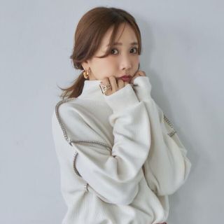 シマムラ(しまむら)のmysa closet田中里奈 しまむら ステッチプルオーバー 濃白 L(カットソー(長袖/七分))