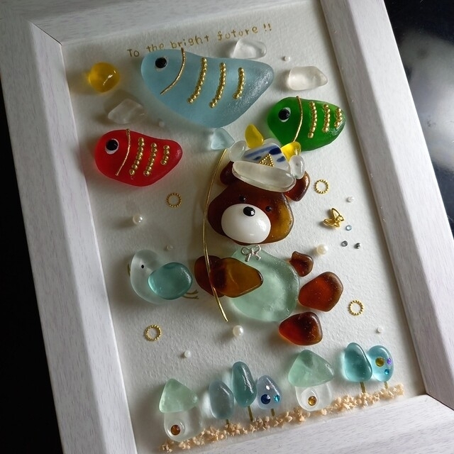 シーグラスアート  空飛ぶ鯉のぼりII  ヒーリングアート  欧米  雑貨 ハンドメイドのインテリア/家具(アート/写真)の商品写真