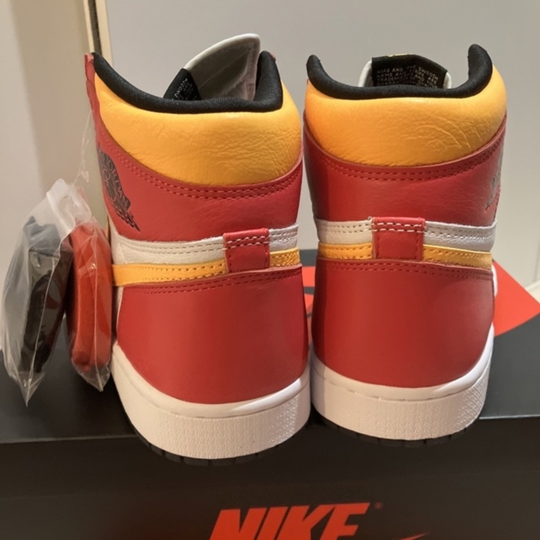 NIKE(ナイキ)のnike air jordan 1 retro high og メンズの靴/シューズ(スニーカー)の商品写真