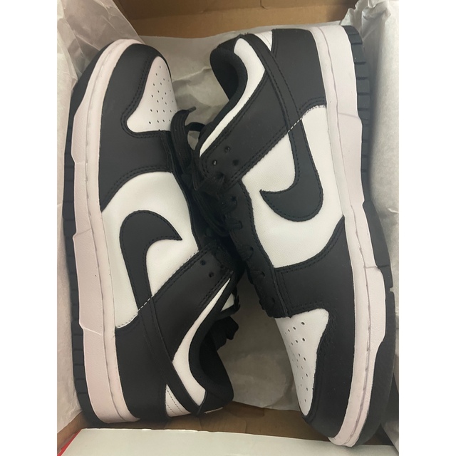 NIKE(ナイキ)のNike WMNS Dunk Low DD1503-101 24.5cm パンダ レディースの靴/シューズ(スニーカー)の商品写真