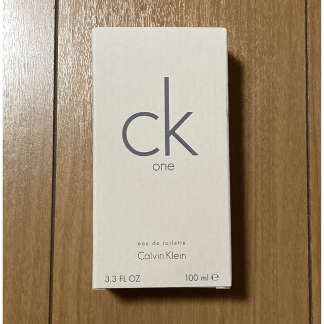 ck Calvin Klein(シーケーカルバンクライン)のCalvin Klein ck one 100ml コスメ/美容の香水(ユニセックス)の商品写真
