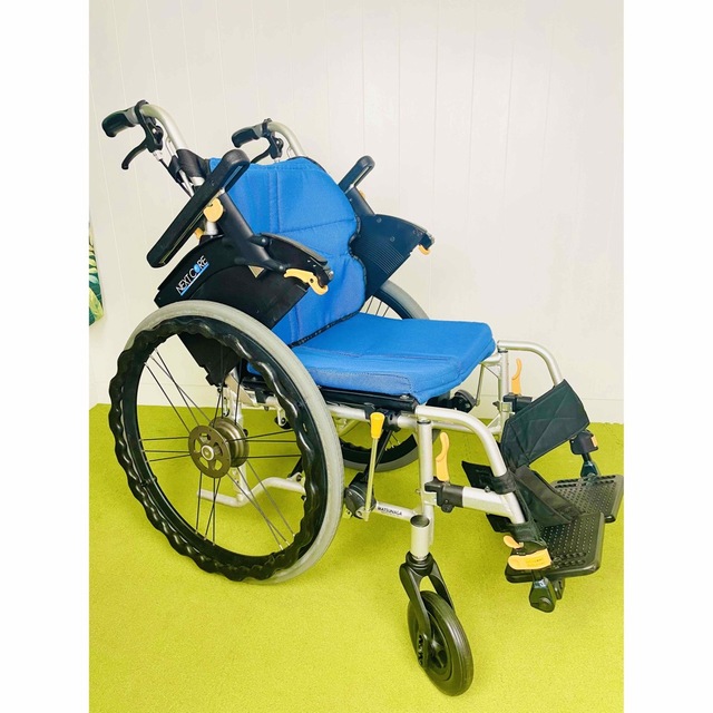 自走式 軽量スリム 便利な多機能 車椅子【ネクストコア】の通販 by abc 