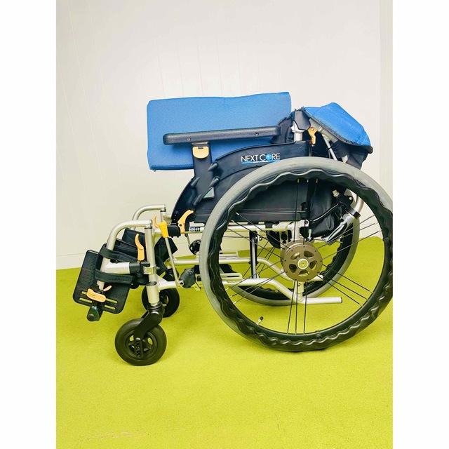 自走式 軽量スリム 便利な多機能 車椅子【ネクストコア