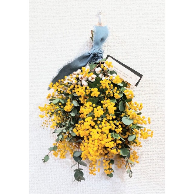 【あずきくん様専用】幸せの花♥ミモザ香る♬*ナチュラルスワッグ✲ドライフラワー ハンドメイドのフラワー/ガーデン(ドライフラワー)の商品写真