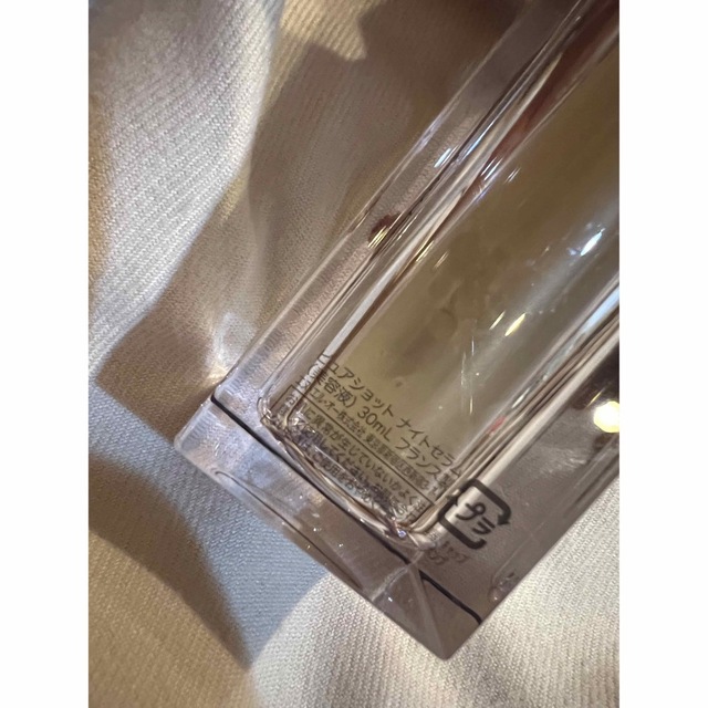 Yves Saint Laurent Beaute(イヴサンローランボーテ)のピュアショット ナイトセラム30ml コスメ/美容のスキンケア/基礎化粧品(美容液)の商品写真