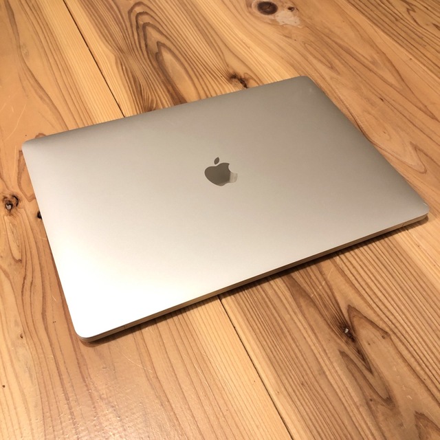 MacBook pro 15インチ 2019 corei9 メモリ32GB