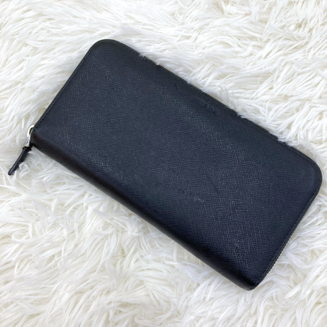 美品✨ プラダ 長財布 ラウンドファスナー ブラック サフィアーノ
