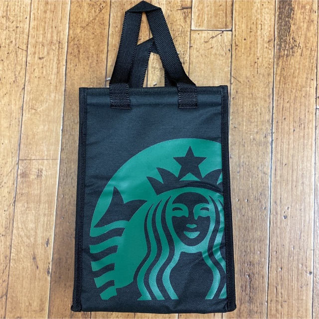 Starbucks Coffee(スターバックスコーヒー)の✅在庫1点のみ　スターバックス 保冷 保温バック 黒色 インテリア/住まい/日用品のキッチン/食器(弁当用品)の商品写真