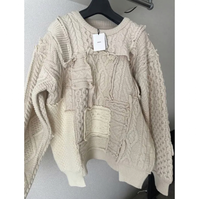 stein(シュタイン)のstein OVERSIZED INTERLACED CABLE KNIT メンズのトップス(ニット/セーター)の商品写真