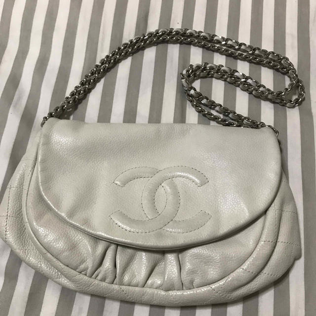 CHANEL シャネル ハーフムーンチェーンウォレット希少☆美品 ...