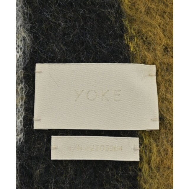 YOKE(ヨーク)のYOKE ヨーク マフラー - 黒x赤系x白等(総柄) 【古着】【中古】 メンズのファッション小物(マフラー)の商品写真