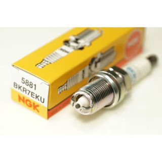 00-0298/NGK BKR7EKU 5881 一体形 スパークプラグ(2極)(パーツ)