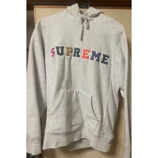 シュプリーム(Supreme)のsupremeパーカー　古着　(中古)(パーカー)