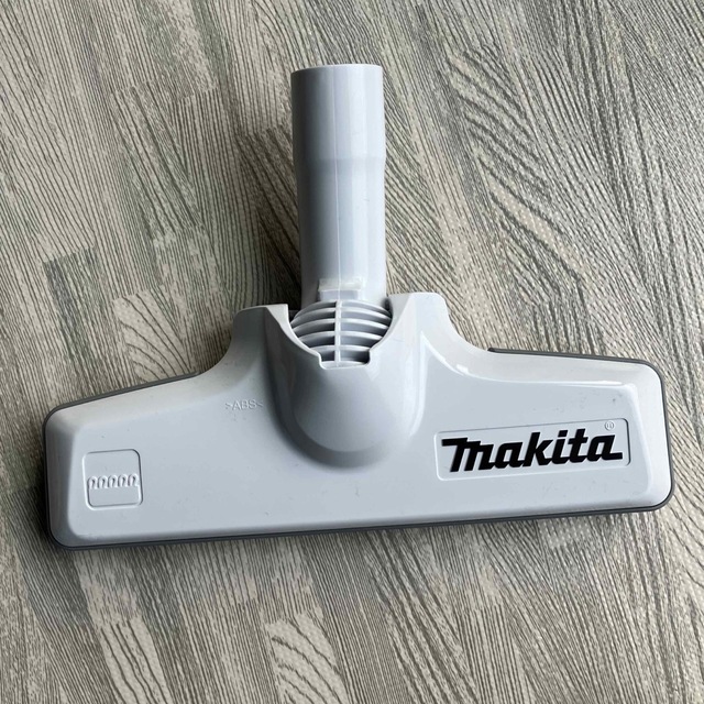 Makita(マキタ)のマキタ　掃除機　じゅうたん用ノズルDX S(スノーホワイト) A-59950 スマホ/家電/カメラの生活家電(掃除機)の商品写真