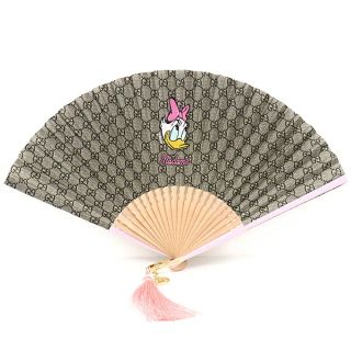 グッチ 水着/浴衣の通販 29点 | Gucciのレディースを買うならラクマ