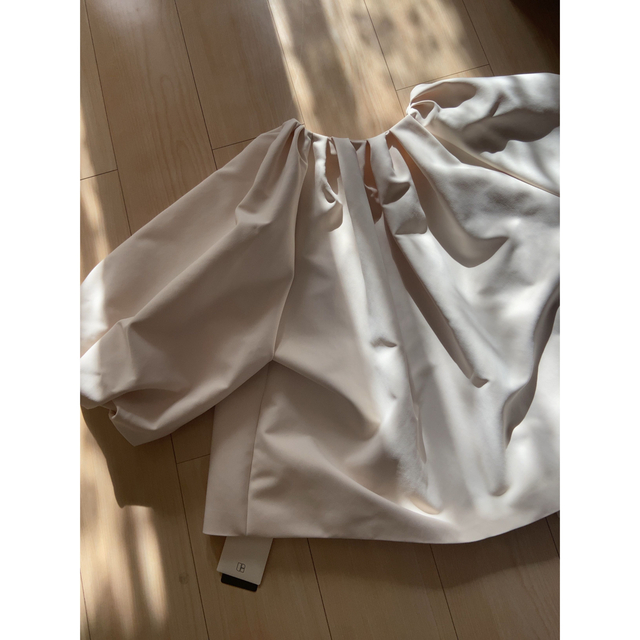 Tuck Volume ブラウス プラージュ トレンド 16900円 congresso.amm-mg